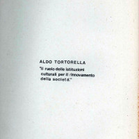 Centro Gramsci, Ferrara, copertina della dispensa sull’incontro con Aldo Tortorella su “Il ruolo delle istituzioni culturali per il rinnovamento della società”, tenutosi a Ferrara il 6 marzo 1976