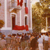 12 giugno 1971. Rimini, Via Valturio. La facciata delle nuova sede della Federazione Comunista il giorno dell’inaugurazione