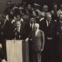 Zangheri e Pertini ai funerali delle vittime della strage del 2 agosto 1980, suppl. n. 6 giugno 1981