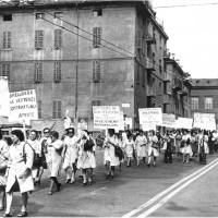 Manifestazione sul lavoro a domicilio, anni Sessanta
[ISMO, AFPCMO]