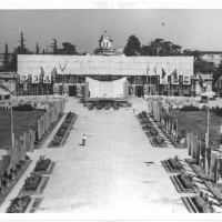 Veduta dei Giardini Ducali durante la quinta festa provinciale, 1950 
[ISMO, AFPCMO]